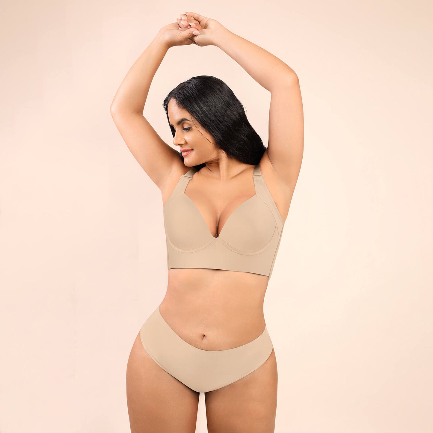 Adjustable Smoothing Full Coverage Bra